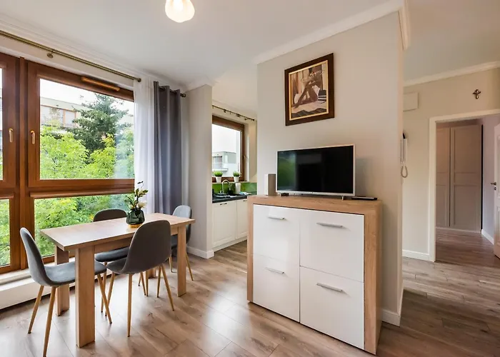 Prestige Verdant By Bookinghost *