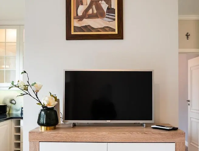 Prestige Verdant By Bookinghost *