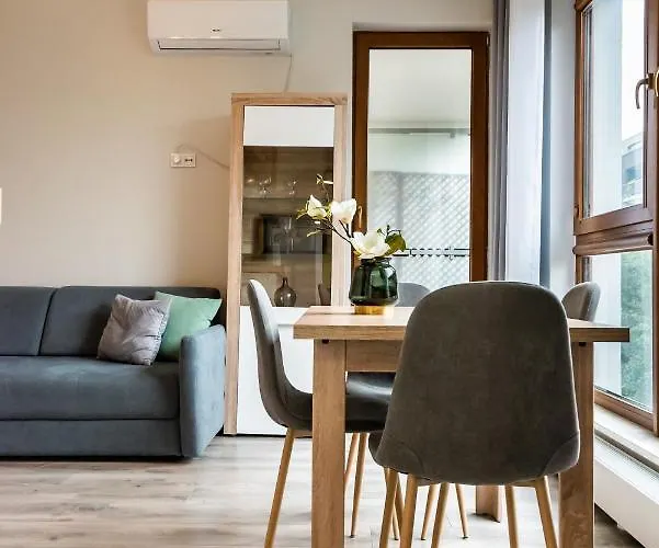 Prestige Verdant By Bookinghost Varsavia