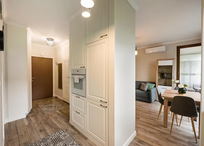 Prestige Verdant By Bookinghost *