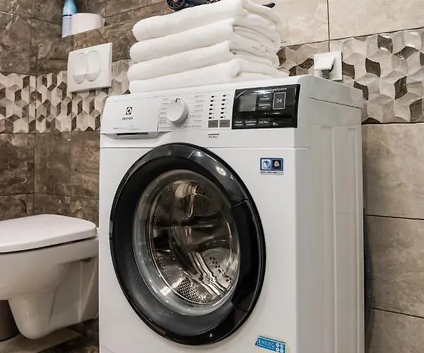 Prestige Verdant By Bookinghost